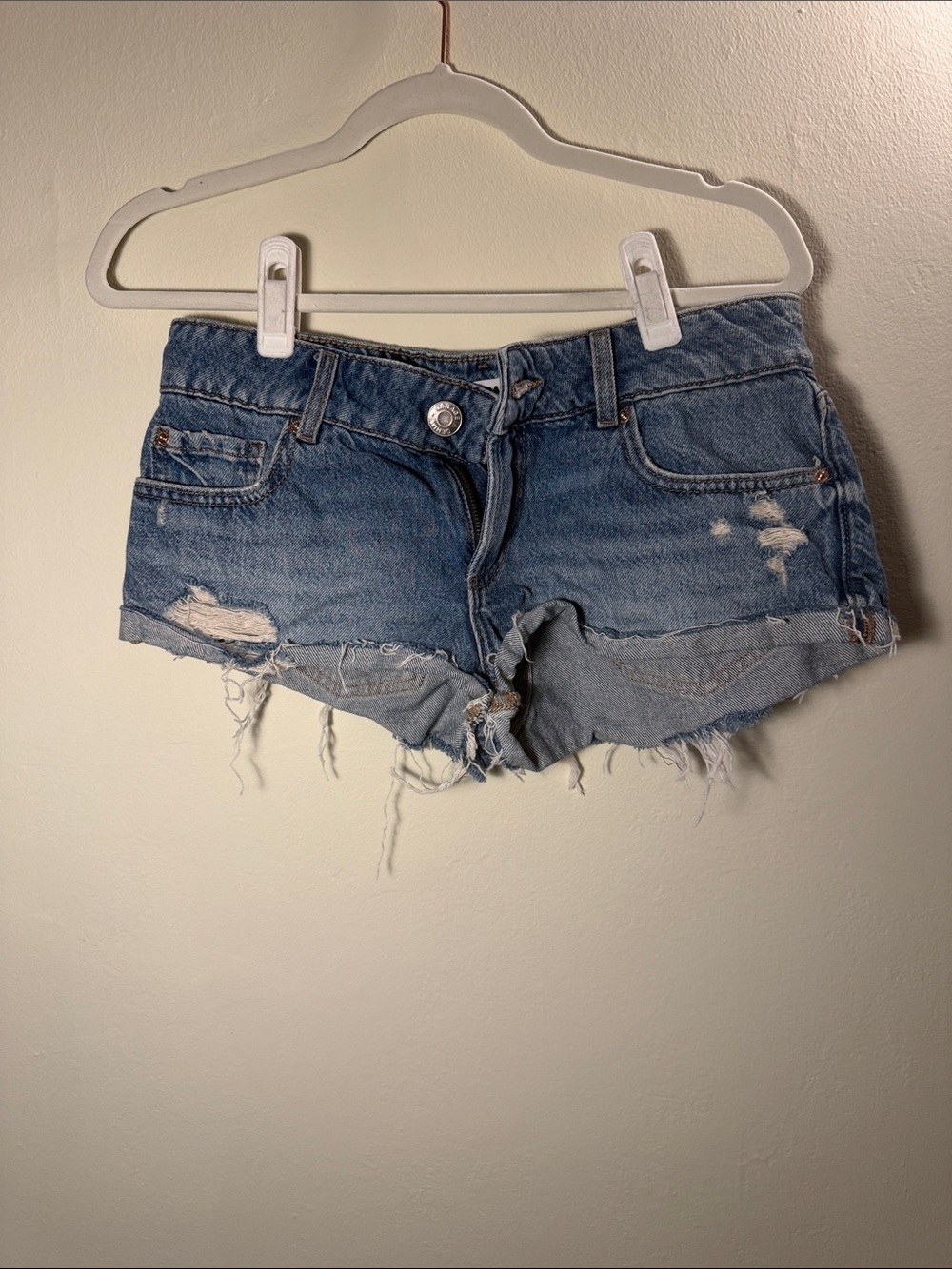 Garage size 26 Denim Distressed Women’s Shorts - Blue